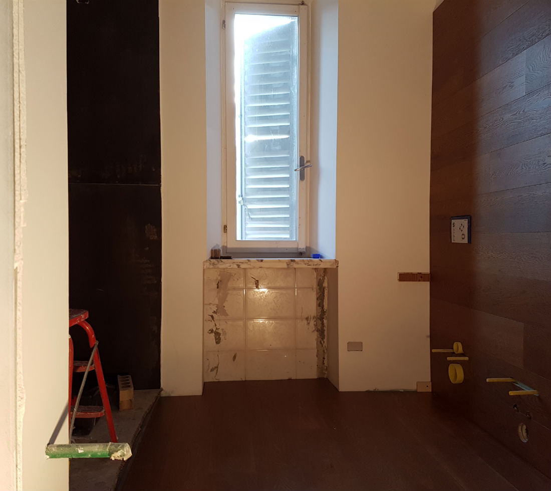Simone Ambrosini posa parquet 2